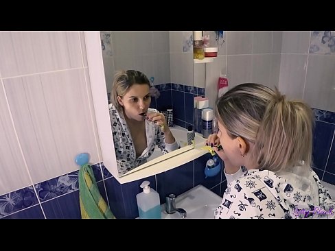 ❤️ Hack z mladimi v pižami konča oralno spermo v riti - letty black ❤️❌ Porn video pri nas ❌️